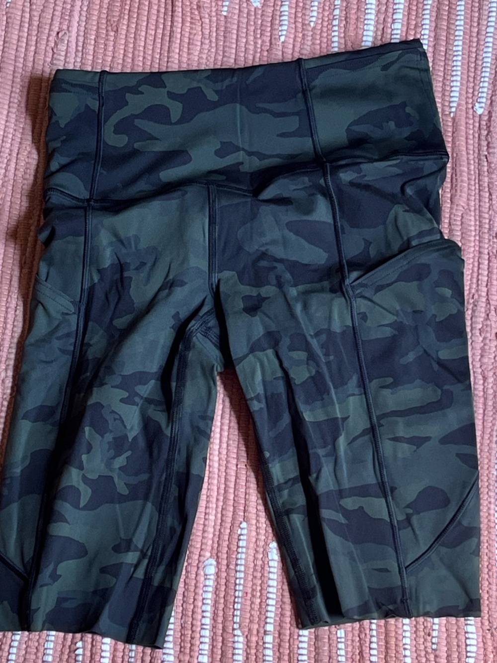 LULULEMON Camo High-Waist Athletic Shorts - Dark Green